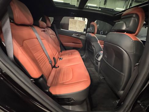 Certified 2024 Kia Sportage SX Prestige image 32