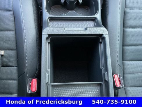 Used 2020 Honda CR-V Touring image 39