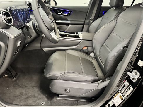 New 2026 Mercedes-Benz GLC 350e 4MATIC image 3