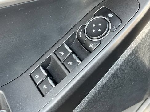 Used 2023 Ford Explorer 4WD image 17