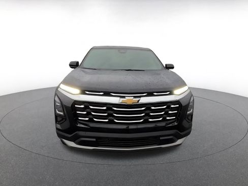 Used 2025 Chevrolet Equinox LT image 4