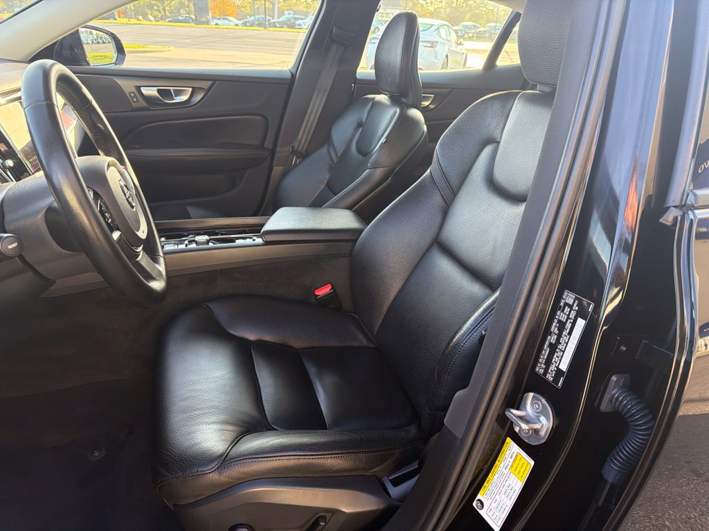Used 2024 Volvo S60 B5 Plus w/ Climate Package AWD/4WD image 11