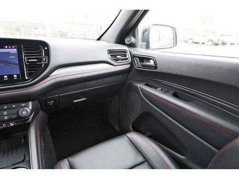 Used 2025 Dodge Durango R/T image 10