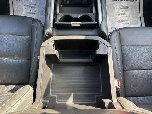 Used 2021 GMC Yukon Denali w/ Denali Ultimate Package image 37