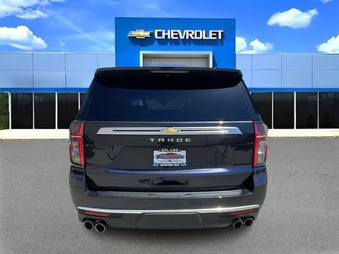 Used 2024 Chevrolet Tahoe High Country w/ Advanced Technology Package AWD/4WD image 4