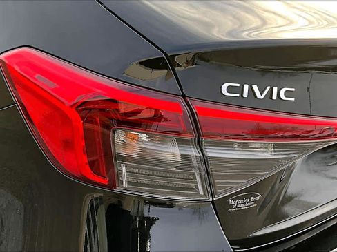 Used 2023 Honda Civic Sport image 16