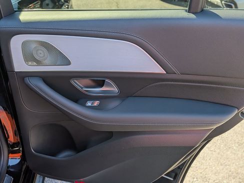 Used 2025 Mercedes-Benz GLE 53 AMG 4MATIC image 35