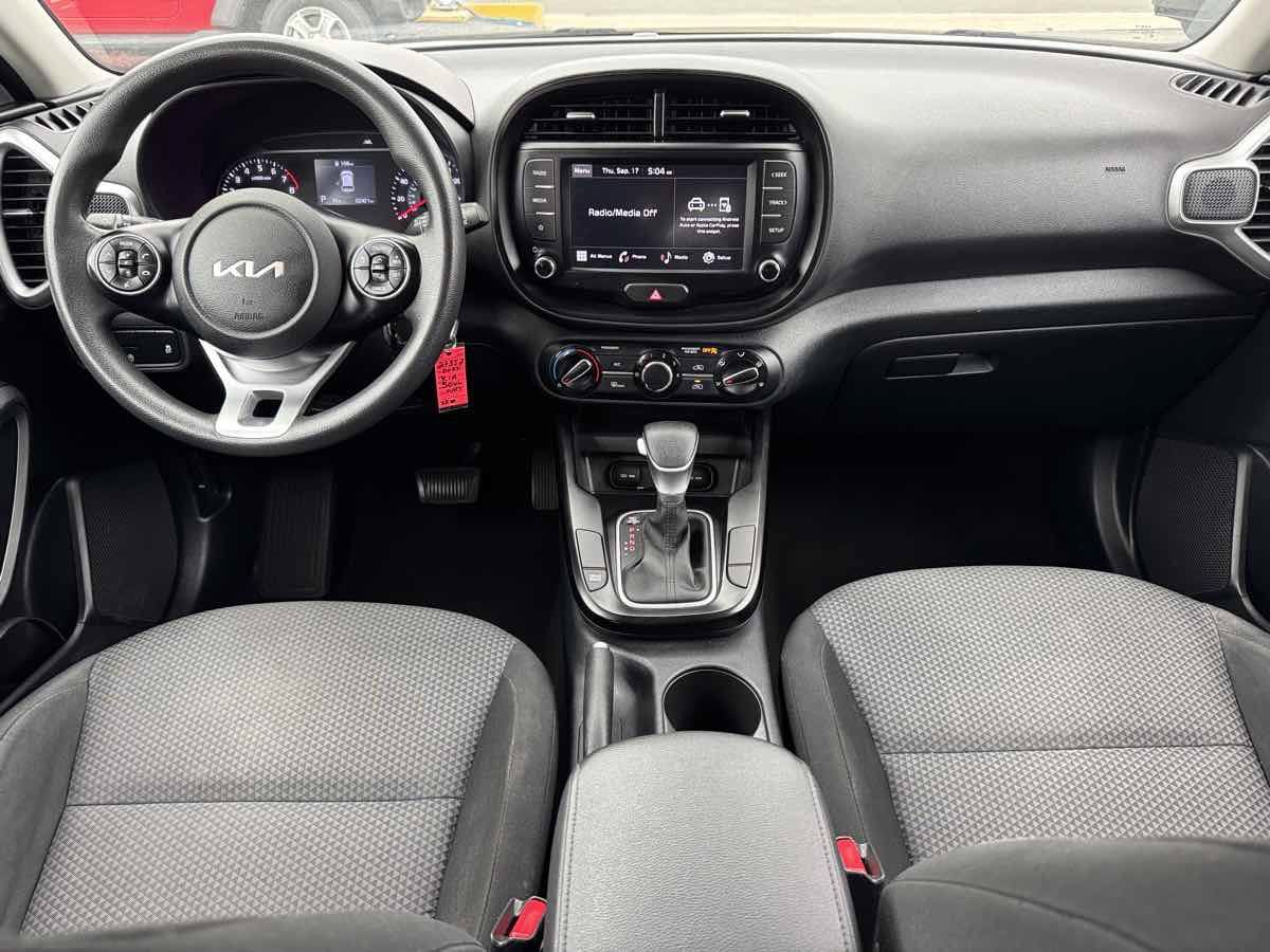 Used 2022 Kia Soul LX w/ Technology Package FWD image 20