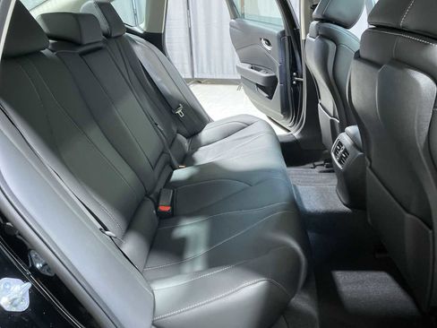 Used 2022 Acura TLX w/ Technology Package image 13