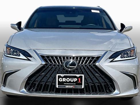 Used 2024 Lexus ES 350 w/ Premium Package FWD image 4