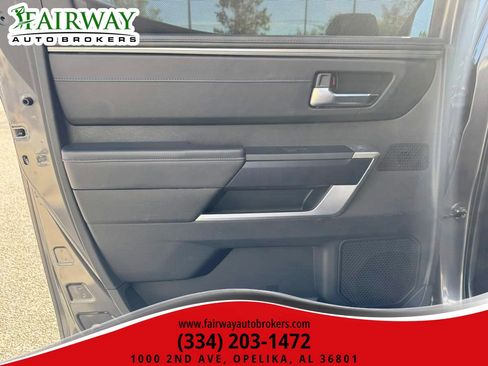 Used 2022 Toyota Tundra Platinum w/ Advanced Package image 29