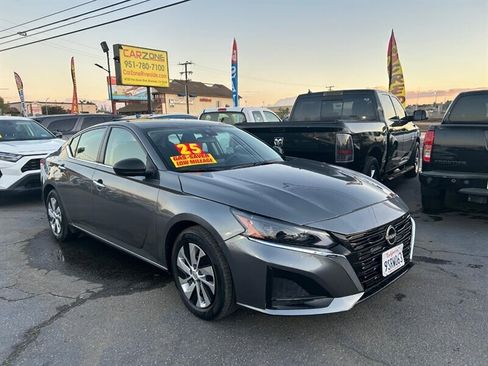 Used 2025 Nissan Altima 2.5 S image 20