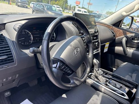 Used 2023 INFINITI QX80 Premium Select w/ Cargo Package AWD/4WD image 4