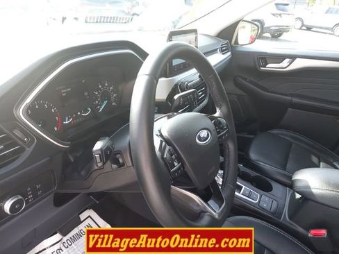 Used 2022 Ford Escape SEL image 27
