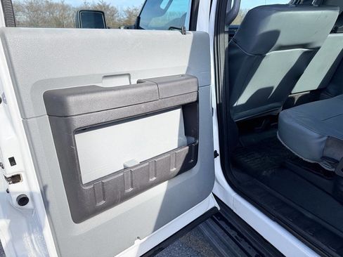 Used 2016 Ford F350 XL w/ Power Equipment Group image 4