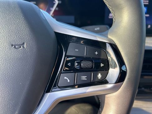 Used 2025 BMW i4 xDrive40i AWD/4WD image 44