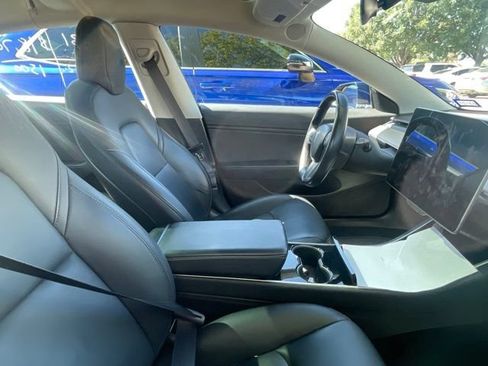 Used 2018 Tesla Model 3 AWD/4WD image 5