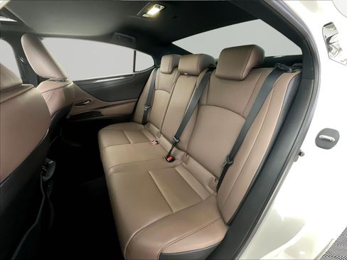 Used 2022 Lexus ES 350 w/ Accessory Package FWD image 22