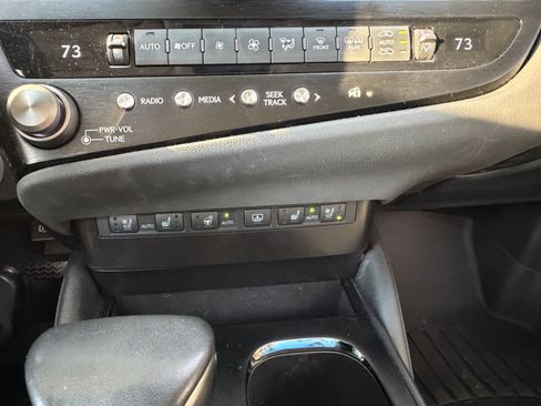 Certified 2023 Lexus ES 350 w/ Premium Package FWD image 27