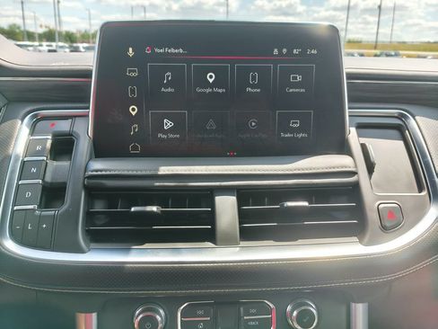 Used 2023 GMC Yukon SLT w/ SLT Luxury Package AWD/4WD image 7