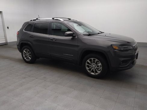 Used 2020 Jeep Cherokee Latitude Plus w/ Cold Weather Group AWD/4WD image 11