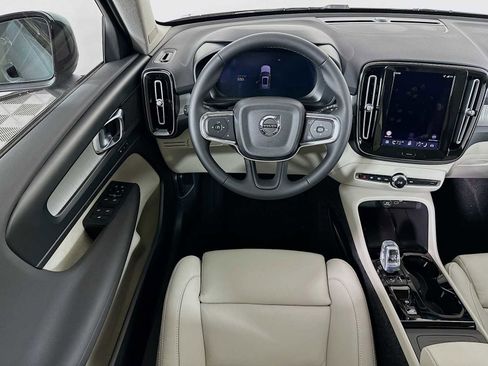 New 2026 Volvo XC40 B5 Plus w/ Protection Package Premier image 20