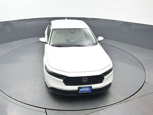 Used 2024 Honda Accord LX image 38