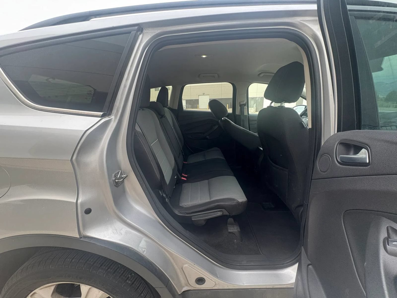 Used 2015 Ford Escape SE w/ Equipment Group 201A AWD/4WD image 13