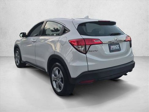 Used 2021 Honda HR-V LX image 8
