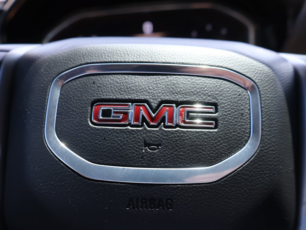 Used 2024 GMC Sierra 1500 SLT AWD/4WD image 26