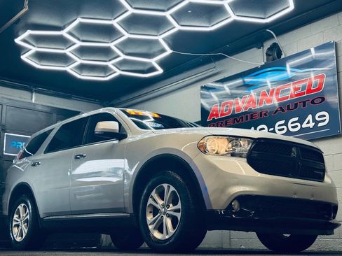 Used 2013 Dodge Durango Crew image 1