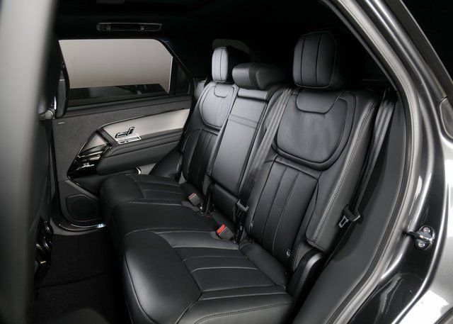 New 2026 Land Rover Range Rover Sport SE AWD/4WD image 5