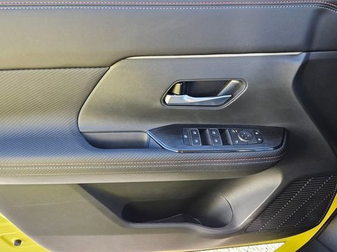 New 2026 Nissan Kicks SR w/ SR Premium Package image 28