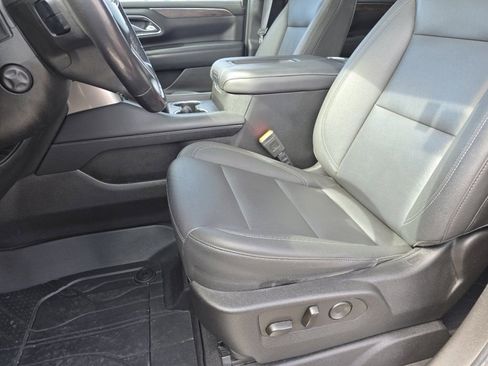 Used 2022 Chevrolet Tahoe LT w/ Luxury Package image 21