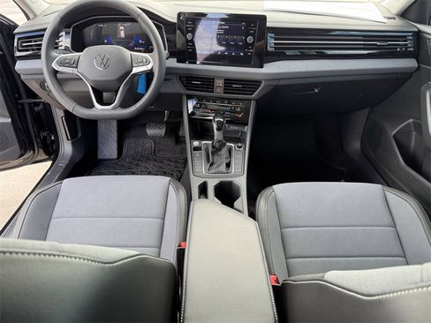 New 2026 Volkswagen Jetta SE image 25