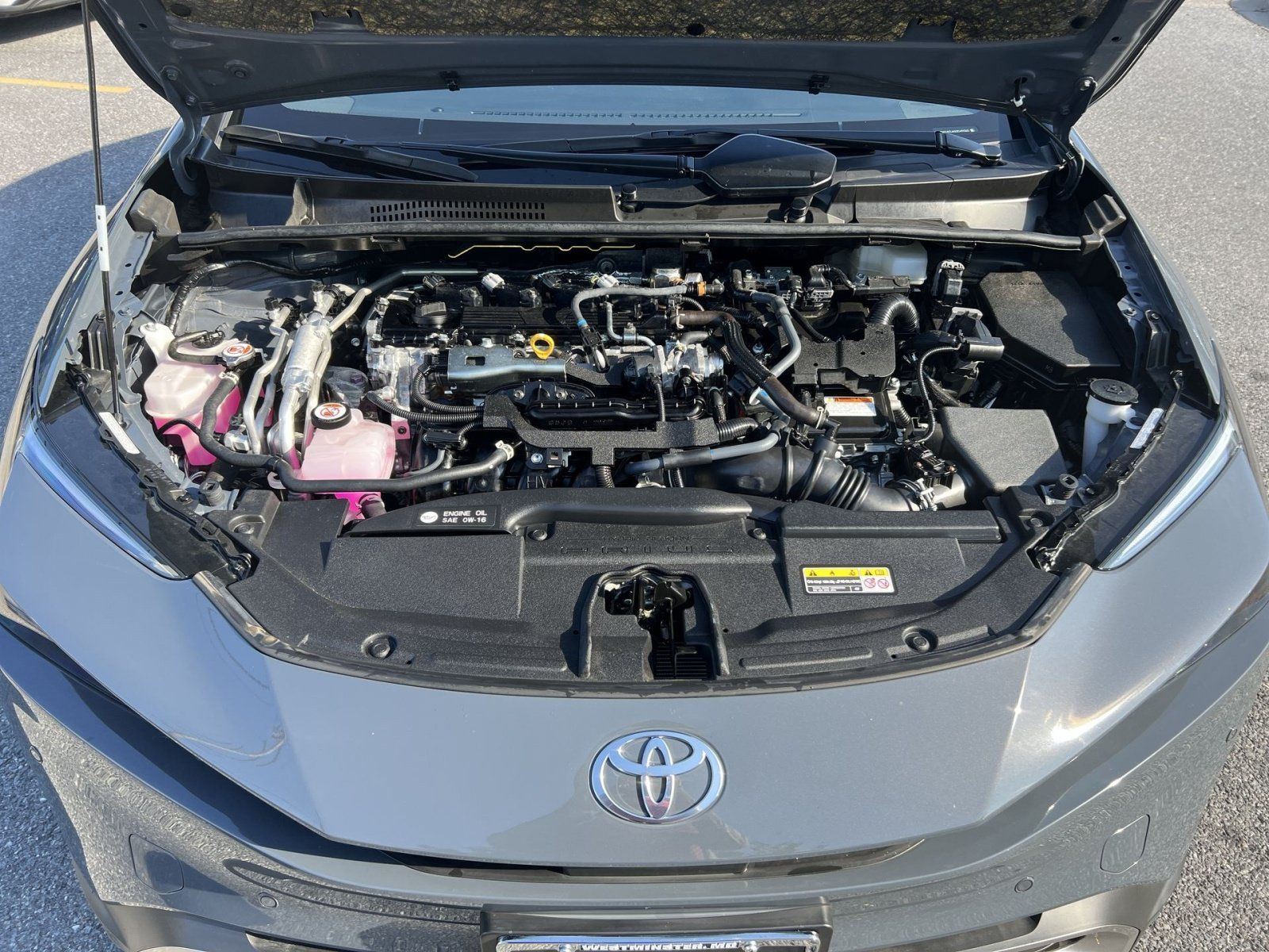 Used 2025 Toyota Prius Plug-In Hybrid FWD image 25