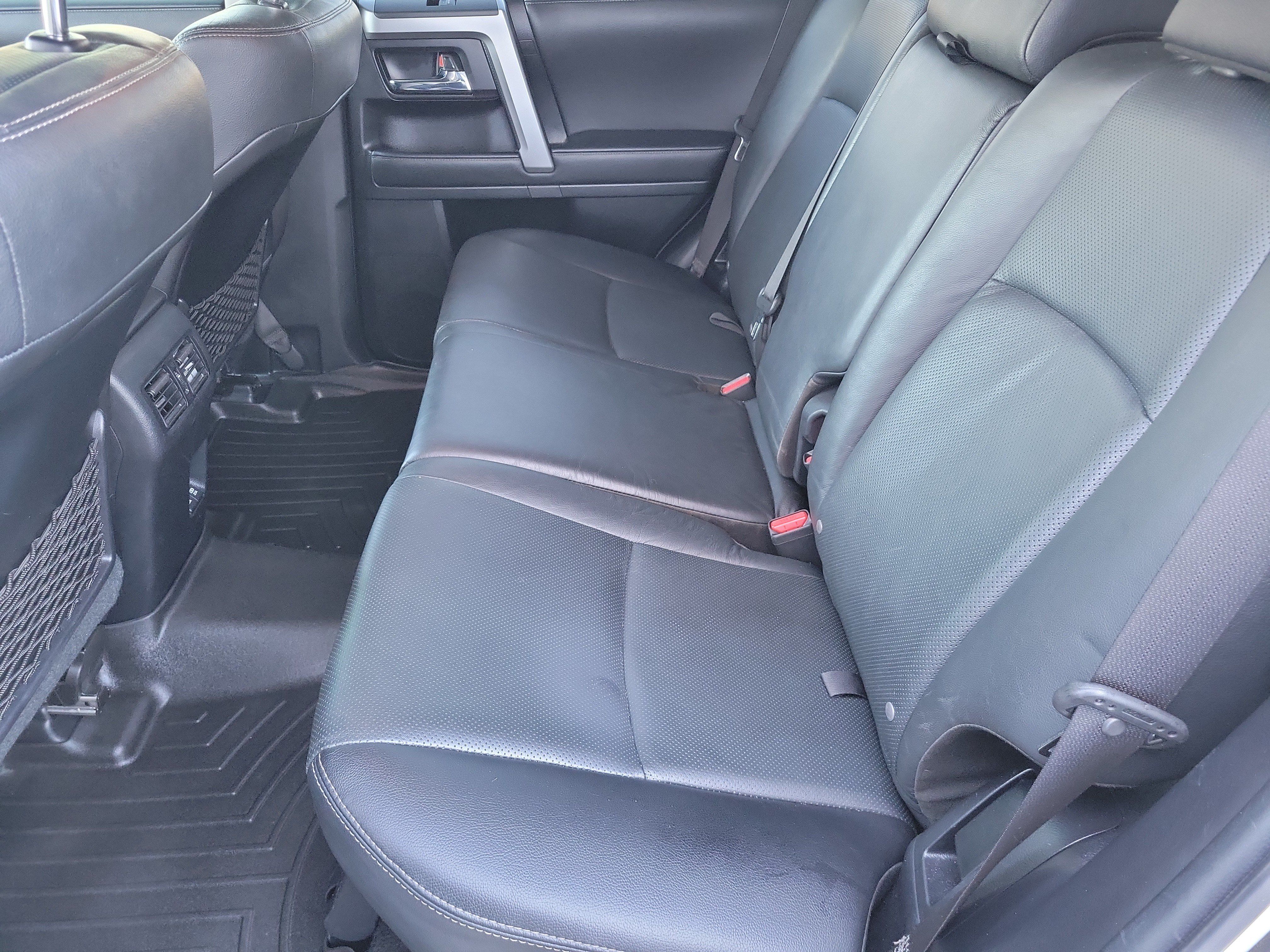 Used 2022 Toyota 4Runner Limited AWD/4WD image 12