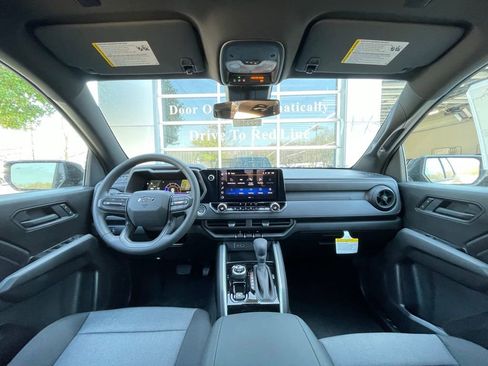 New 2026 Chevrolet Colorado Trail Boss AWD/4WD image 28
