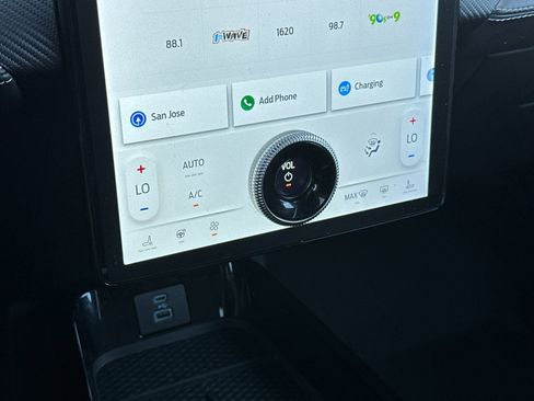 Used 2021 Ford Mustang Mach-E Premium image 21