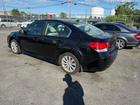 Used 2012 Subaru Legacy 2.5i Limited AWD/4WD image 6