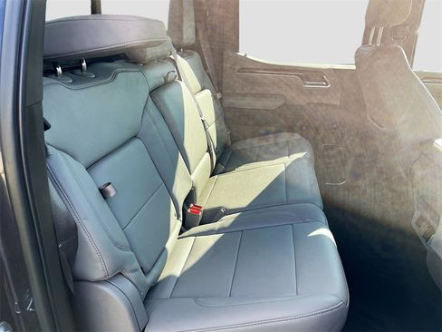 Used 2024 Chevrolet Silverado 1500 LT w/ Z71 Off-Road Package image 27