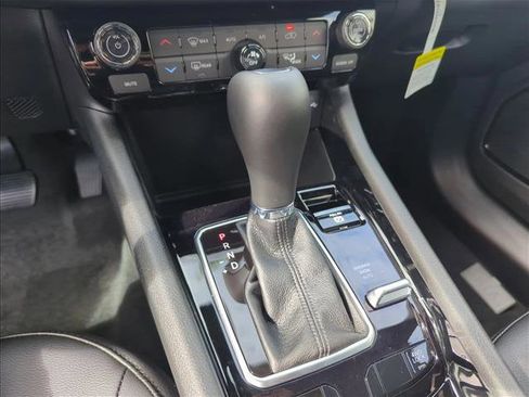 New 2026 Jeep Compass Limited AWD/4WD image 12