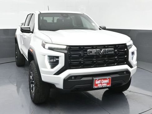 Used 2024 GMC Canyon Elevation w/ Convenience Package image 3