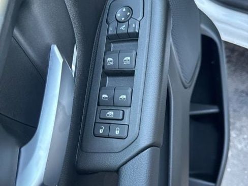 New 2026 RAM 1500 4x4 Crew Cab image 12