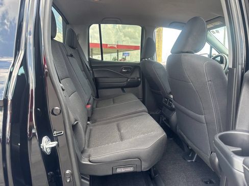Used 2024 Honda Ridgeline Sport image 12