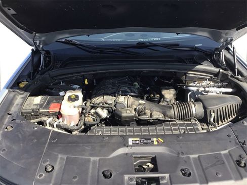 Used 2022 Jeep Grand Cherokee L Limited image 11