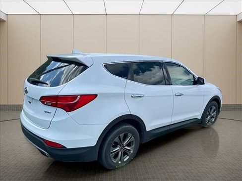 Used 2016 Hyundai Santa Fe Sport FWD image 17