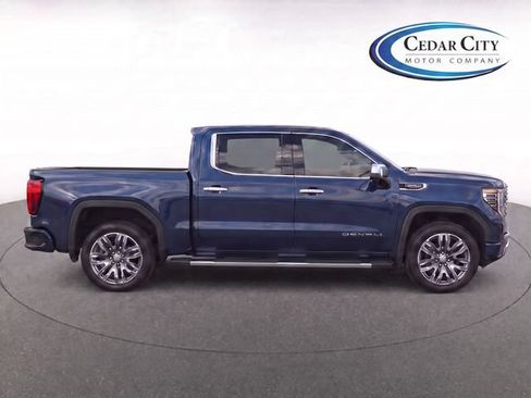 Used 2025 GMC Sierra 1500 Denali AWD/4WD image 8