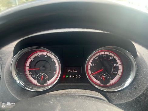 Used 2018 Dodge Grand Caravan SE FWD image 9