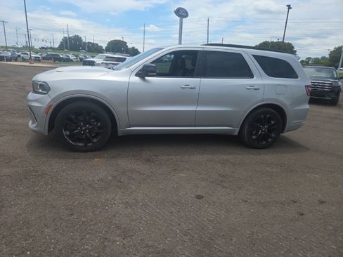 Used 2023 Dodge Durango R/T RWD image 7